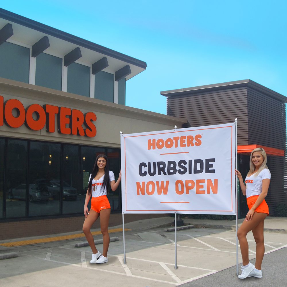 hooters-salaries-average-hooters-salary-by-location-job-title-and-department
