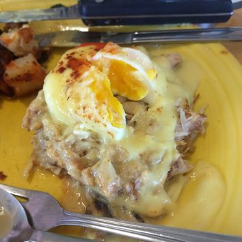 Harbor House Cafe - When poached eggs r boiled, ruin upgraded crab$, waitress "How's everything?" "Eggs overcooked." "I have no control over the kitchen." - New American Near Me - Oceanside, California Harbor House Cafe - When poached eggs r boiled, ruin upgraded crab$, waitress "How's everything?" "Eggs overcooked." "I have no control over the kitchen." - New American Near Me - Oceanside, California