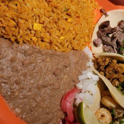 Ojos Locos Sports Cantina