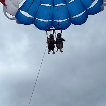 X-Treme Parasail - Parasailing Near Me - Honolulu, Hawaii X-Treme Parasail - Parasailing Near Me - Honolulu, Hawaii