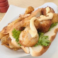 An Octopus' Garden Cafe - Scallop po boy