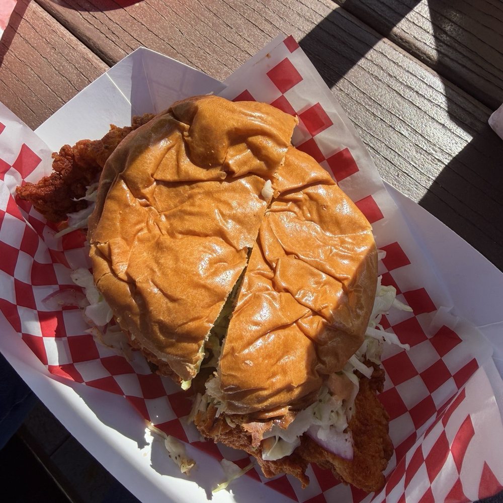 Fried chicken sandwich