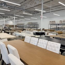 RH Outlet Paramus