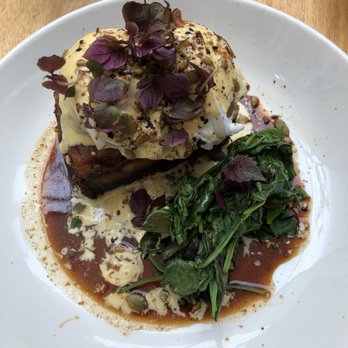 Hello Sunday - Beef hash cheek - Cafes Near Me - Christchurch, CAN