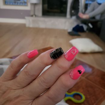 Coco Nail Bar - Nail Salons Near Me - Algonquin, Illinois