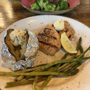 The Bear Paw Bar & Grill - Salmon - American Near Me - Anchorage, Alaska The Bear Paw Bar & Grill - Salmon - American Near Me - Anchorage, Alaska