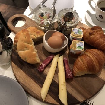 Doppio - Brunchplank voor - Cafes Near Me - Groningen, GR Doppio - Brunchplank voor - Cafes Near Me - Groningen, GR