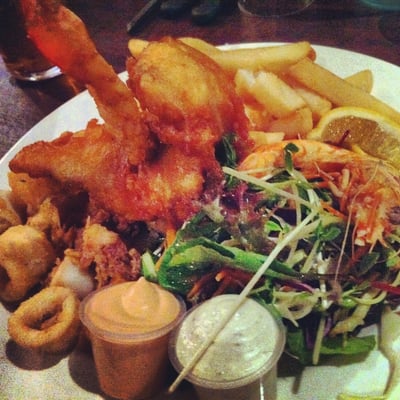 Settlers Tavern by null