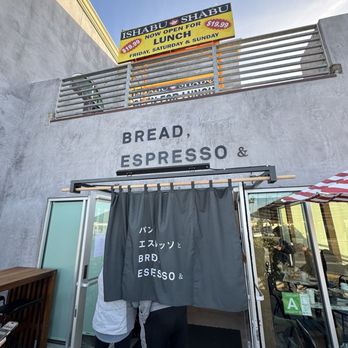 Bread, Espresso & - Outside of restaurant - Cafes Near Me - Redondo Beach, California