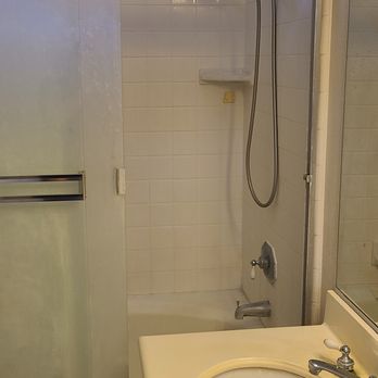 BH Remodeling - Bath 1 Before - General Contractors Near Me - Rowland Heights, California BH Remodeling - Bath 1 Before - General Contractors Near Me - Rowland Heights, California