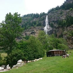 Wassererlebnis Maltatal - Der Fallbach vom Spielplatz aus gesehen