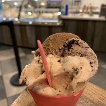 Gelato Paradiso - 4 flavors - Desserts Near Me - Austin, Texas Gelato Paradiso - 4 flavors - Desserts Near Me - Austin, Texas