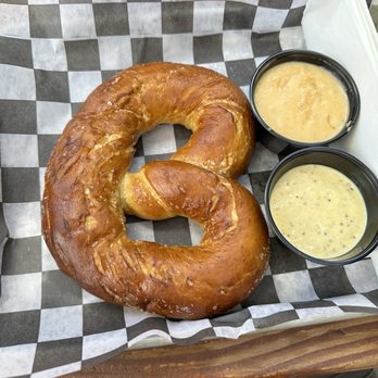 Boneyard Pub - Pretzel - Brewpubs Near Me - Bend, Oregon
