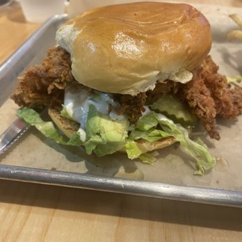 Big Buns - FRICKEN GOOD FRIED CHICKEN - Burgers Near Me - Vienna, Virginia