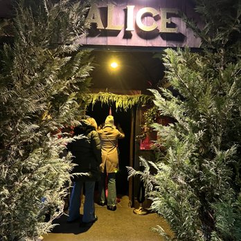 Alice Restaurant - Italian Near Me - New York, New York