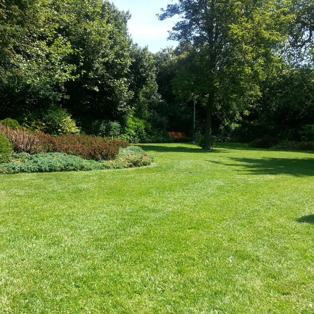 Merrion Square - Parks Near Me - Dublin, D