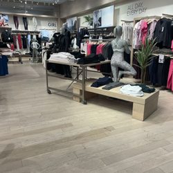 Athleta