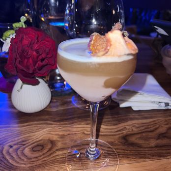 Southern Belle - Familiar feelings cocktail - New American Near Me - Atlanta, Georgia Southern Belle - Familiar feelings cocktail - New American Near Me - Atlanta, Georgia