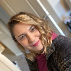 Voila Salon - Seda Dietrich