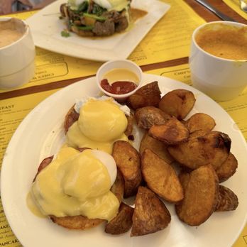 Cafe on 27 - Food - Breakfast & Brunch Near Me - Topanga, California
