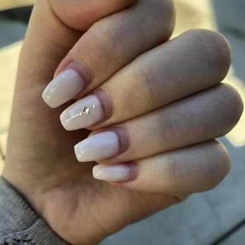 Divas Nails - 4 weeks later & they're still perfect - Nail Salons Near Me - Northridge, California Divas Nails - 4 weeks later & they're still perfect - Nail Salons Near Me - Northridge, California
