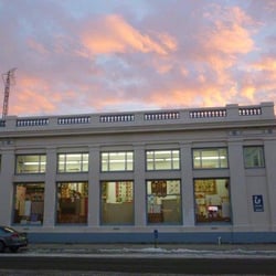 Quilter's Corner Et Ct - The Sun is awaking over Quilter's Corner Etc.   Photo by Kayo Fraser