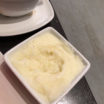 Mango Mangeaux - New American Near Me - Hampton, Virginia