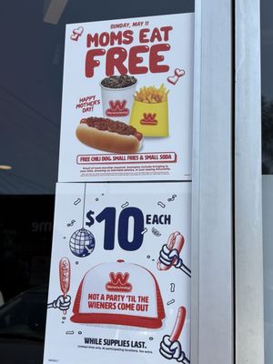 Menu photo 2 Wienerschnitzel Burbank, CA Menu photo 2 Wienerschnitzel Burbank, CA