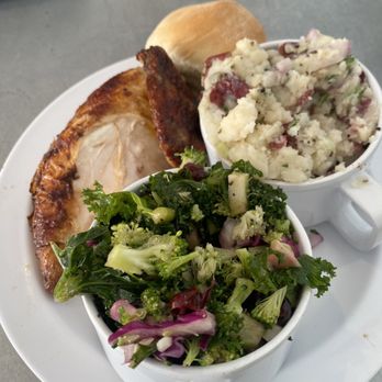 Dizzy Birds Rotisserie - Comfort Food Near Me - Biddeford, Maine Dizzy Birds Rotisserie - Comfort Food Near Me - Biddeford, Maine