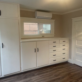 Illan Custom Painting - They painted Cabinet/ storage and room amazingly ! - Painters Near Me - Norwalk, California