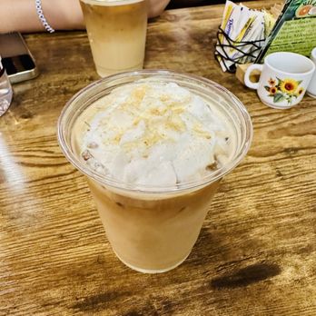 La Colada Gourmet - Trea leches cafe iced - Coffee & Tea Near Me - Miami, Florida