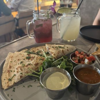 Sotol Modern Cocktail Kitchen - Steak quesadilla - Cocktail Bars Near Me - Gilbert, Arizona