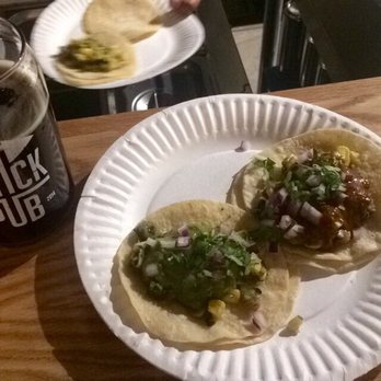 Flatstick Pub - Pioneer Square - Manu's Tacos - Mini Golf Near Me - Seattle, Washington