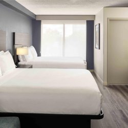 Hyatt Place Boston Medford - Guest Room