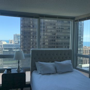 Suite Home Chicago - Apartments Near Me - Chicago, Illinois