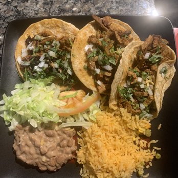 Coyotes Restaurant - Taco Dinner - Mexican Near Me - Chicago, Illinois