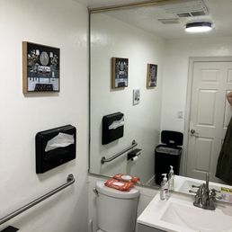 Ladies bathroom Ladies bathroom