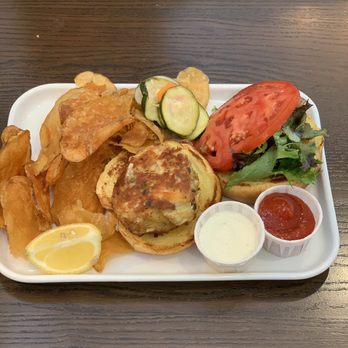 Matt's Fish Camp Lewes - Matt's Crab Cake Sandwich - Seafood Near Me - Lewes, Delaware Matt's Fish Camp Lewes - Matt's Crab Cake Sandwich - Seafood Near Me - Lewes, Delaware