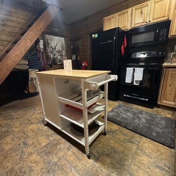 Copper Top Mountain Chalet - Spacious Kitchen - Vacation Rental Agents Near Me - Leavenworth, Washington
