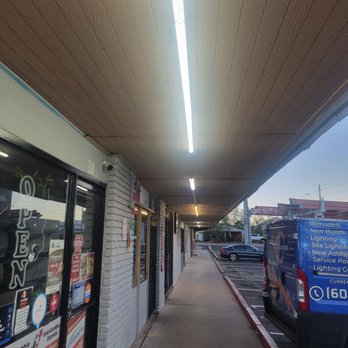 Current-C Electric - Commercial building lighting. - Electricians Near Me - Phoenix, Arizona Current-C Electric - Commercial building lighting. - Electricians Near Me - Phoenix, Arizona