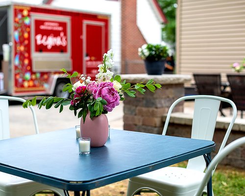 Regina's Mexican Food Truck & Catering by null