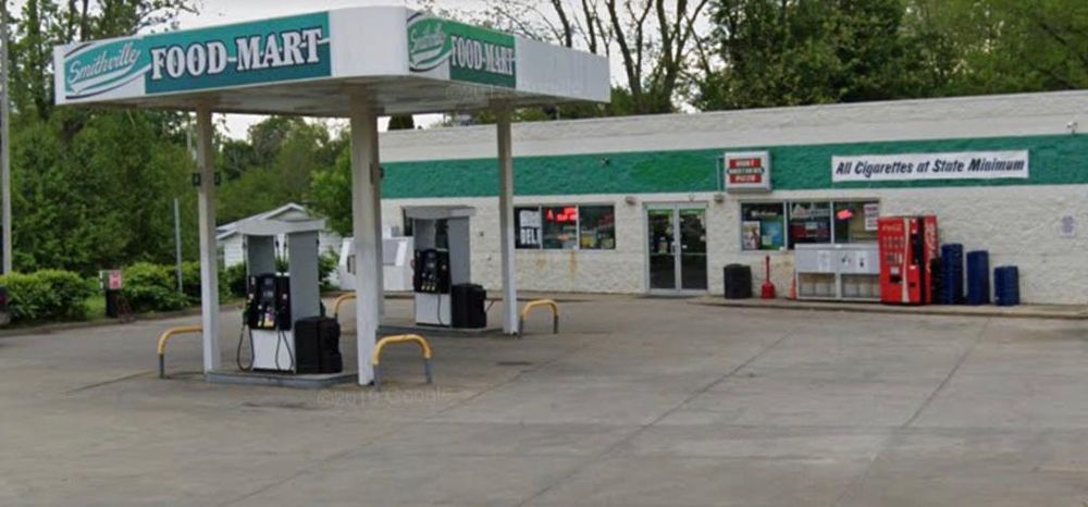 Smithville Food Mart Logo