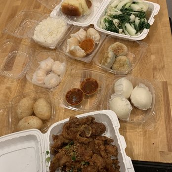 Jade Garden - from the top: baked bbq pork bun, bok choy, football, shrimp and chive dumpling, shrimp dumpling, custard bun, josh spec, salt/pep pork - Dim Sum Near Me - Seattle, Washington Jade Garden - from the top: baked bbq pork bun, bok choy, football, shrimp and chive dumpling, shrimp dumpling, custard bun, josh spec, salt/pep pork - Dim Sum Near Me - Seattle, Washington