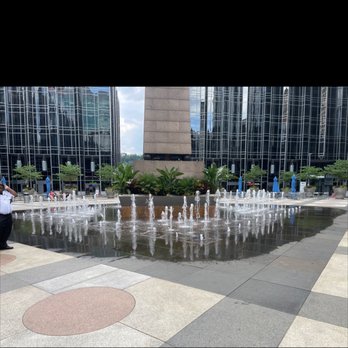PPG Fountain - Landmarks & Historical Buildings Near Me - Pittsburgh, Pennsylvania PPG Fountain - Landmarks & Historical Buildings Near Me - Pittsburgh, Pennsylvania