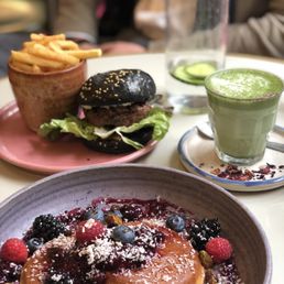 Lamb Burger and Pancakes with Rose Matcha Lamb Burger and Pancakes with Rose Matcha