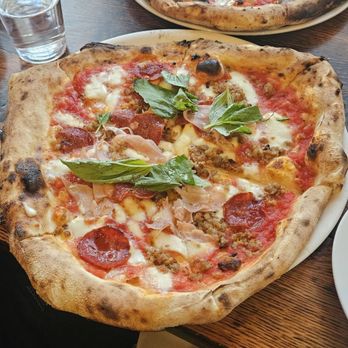 Zeneli Pizzeria  - Tre Carni  Le Pizze Classiche - Pizza Near Me - New Haven, Connecticut