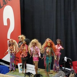 ScareLA - Zombie barbies