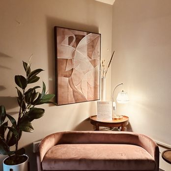 Dcompress Downtown - This reimagined treatment room blends neutral tones with desert-inspired serenity, creating the perfect space for relaxation and renewal. - Skin Care Near Me - San Diego, California Dcompress Downtown - This reimagined treatment room blends neutral tones with desert-inspired serenity, creating the perfect space for relaxation and renewal. - Skin Care Near Me - San Diego, California