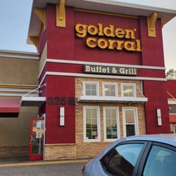 Golden Corral Buffet & Grill - Front