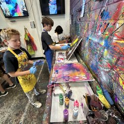 Splat Action Art Studio - Perfect for paint parties, small groups or creative play dates